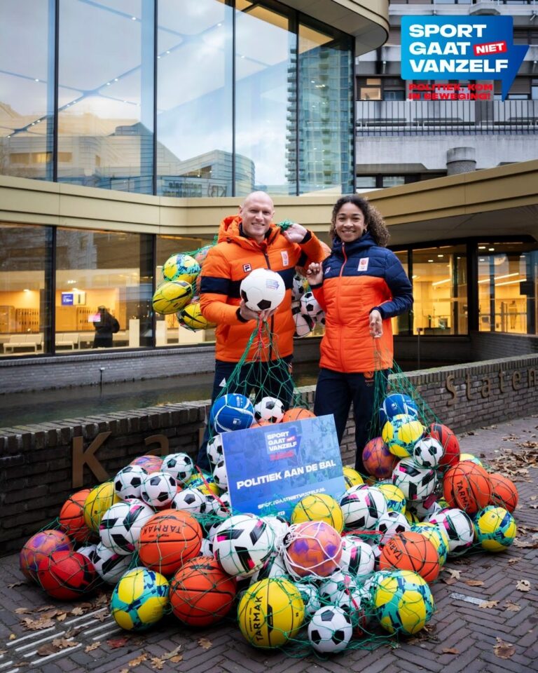 De sportsector brengt 150 ballen naar 150 Tweede Kamerleden: de bal ligt bij de politiek